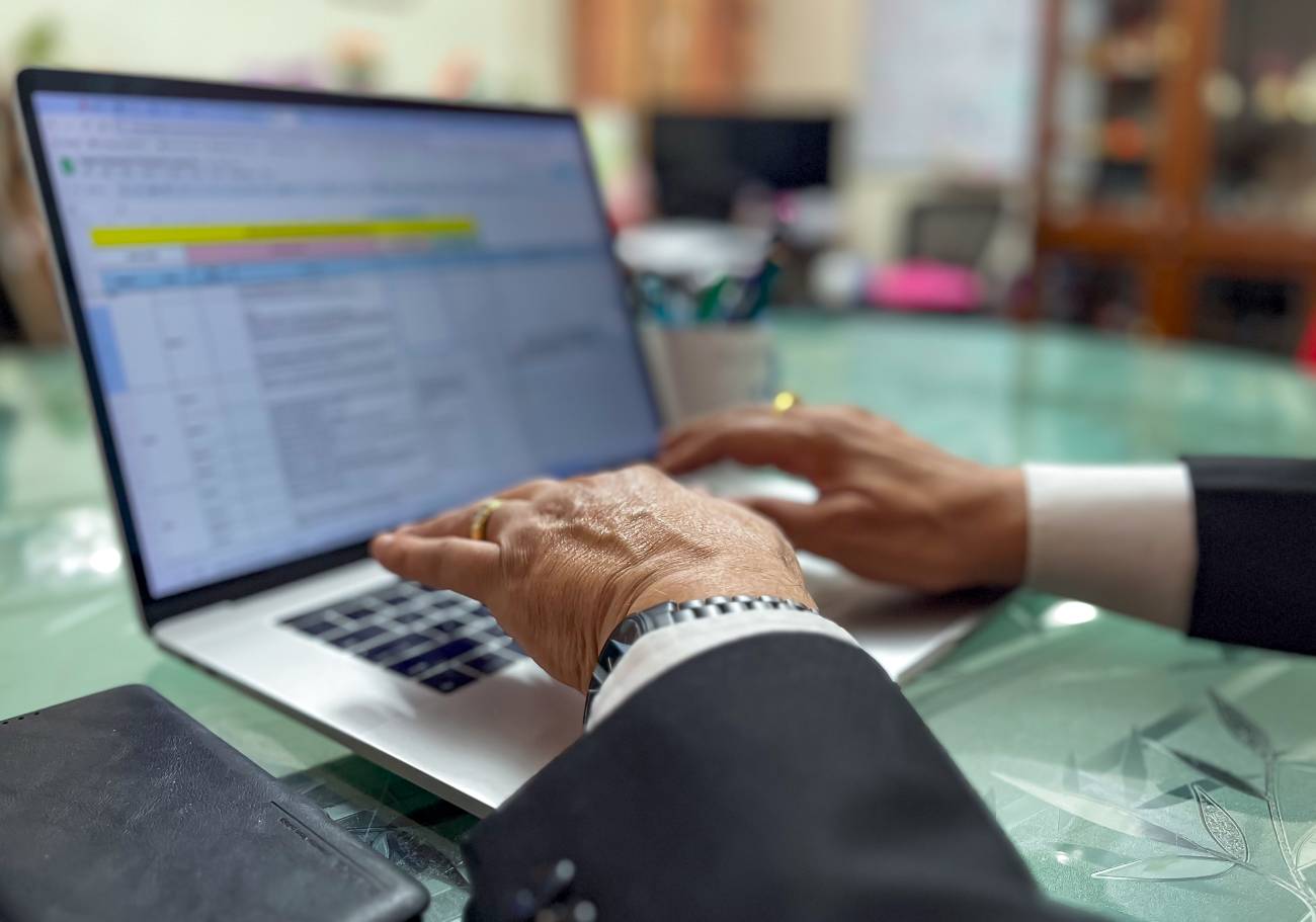 3. Home Page - We Dont Just Find Resumes